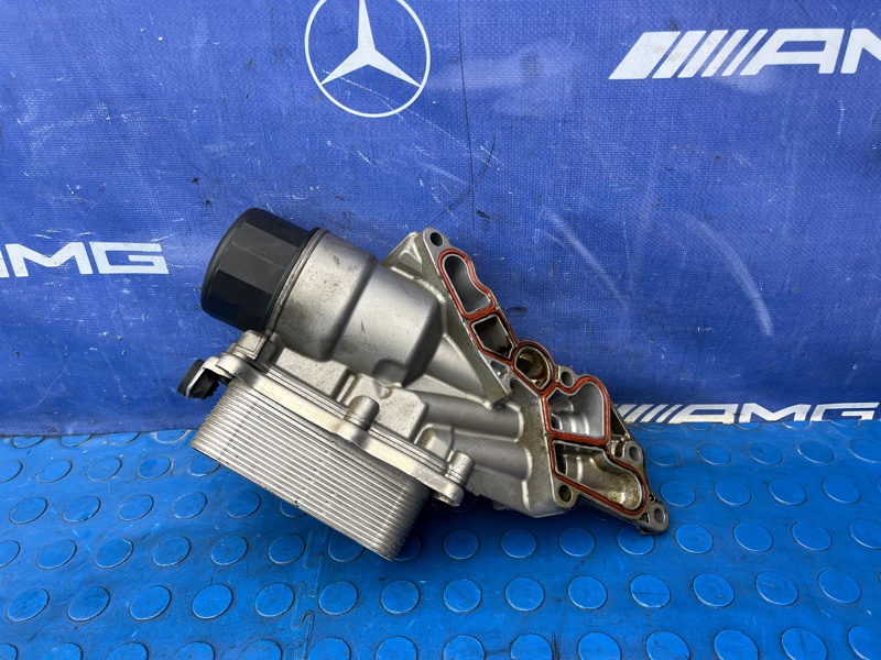 Корпус маслянного фильтра Mercedes-benz CLS350 W219 272.964