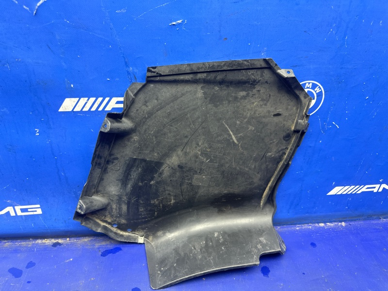 Защита бампера задняя правая BMW 520 2012 F11 N20B20B 51758049042 контрактная