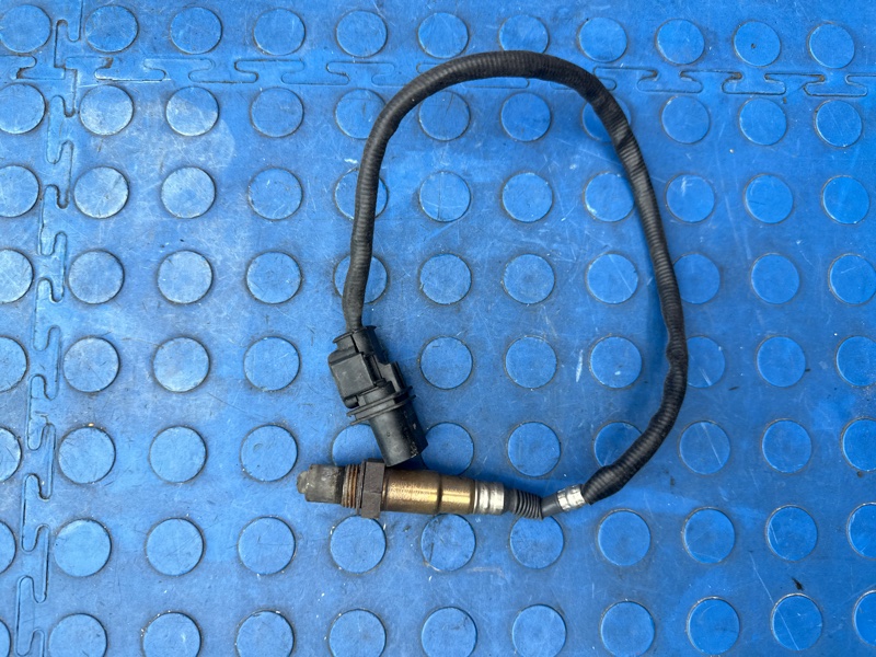 Датчик кислородный передний Mercedes-benz E 500 2011 w207 273.966 A0035427018 контрактная
