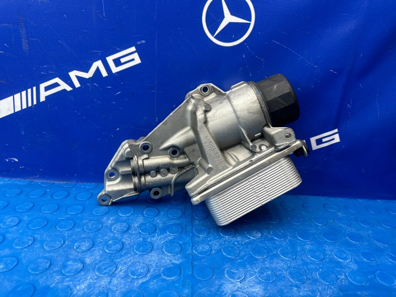 Корпус маслянного фильтра Mercedes-benz cls 550 2008 w219 273.960 A2721800410 контрактная