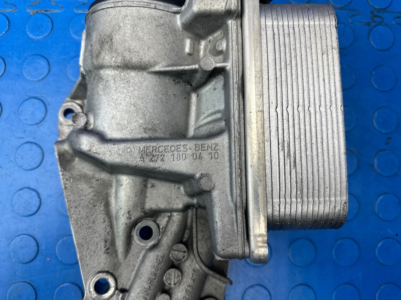 Корпус маслянного фильтра R350 2007 W251 272.967