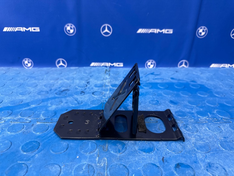 Противооткатный упор Mercedes-benz E300 W211 272.943
