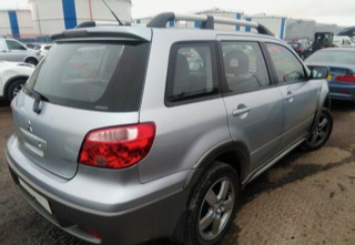 Mitsubishi Outlander 