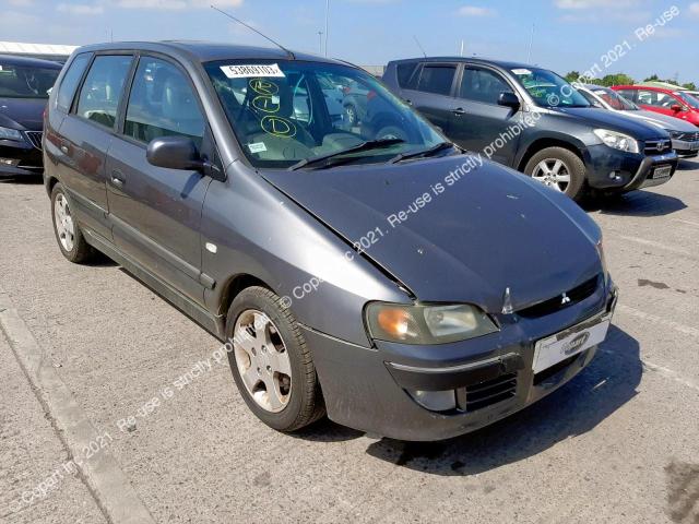 Mitsubishi Space Star 2003.