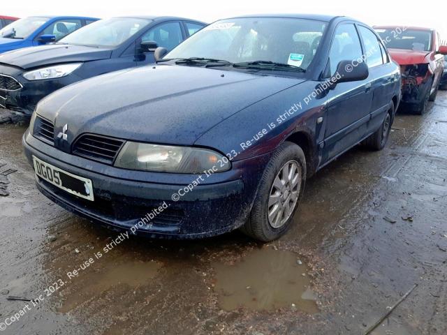 Mitsubishi CARISMA 2003.