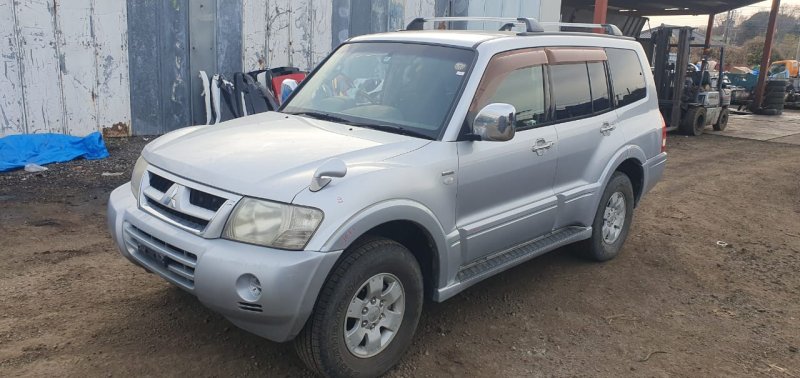 Mitsubishi Pajero 3 2004.