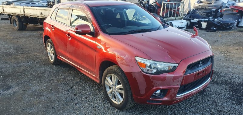 Mitsubishi ASX 2011.