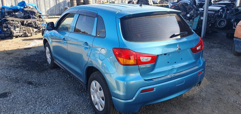 Mitsubishi ASX 2011.