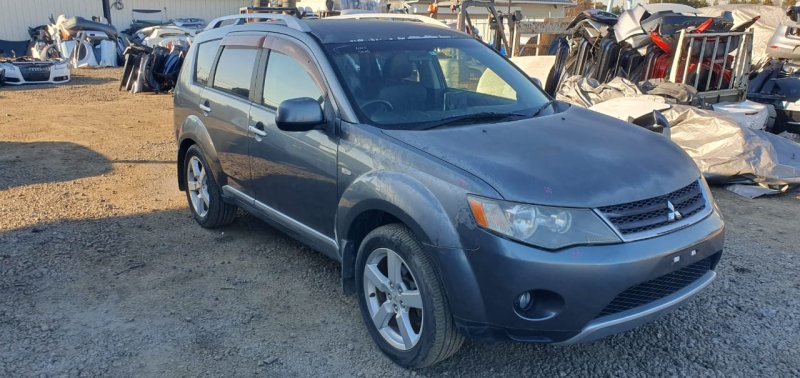 Mitsubishi Outlander XL 2009.