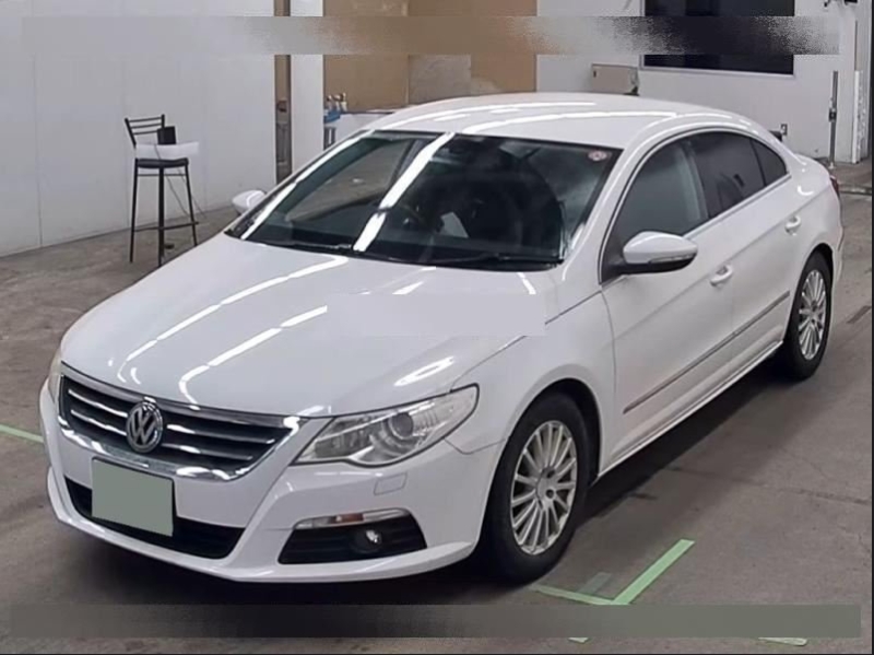 Volkswagen Passat CC 2011.