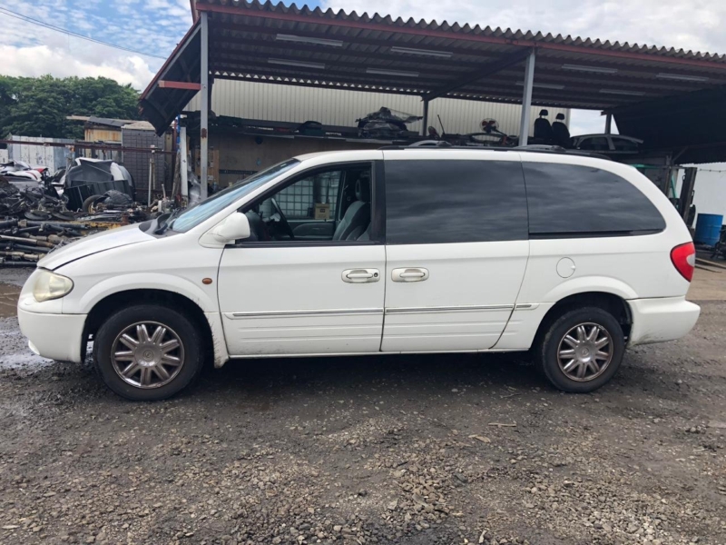 CHRYSLER GRAND VOYAGER 2006.