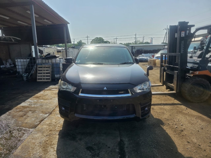 Mitsubishi Outlander 2010.