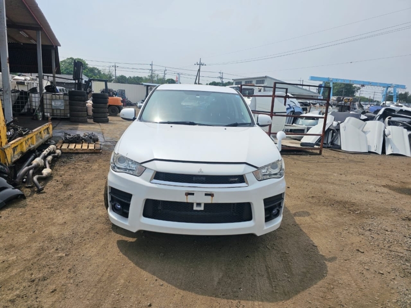 Mitsubishi Outlander 2009.