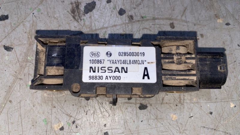 Аирбаг датчик удара Nissan Nissan Pathfinder QG18DE 2006 (б/у) Аирбаг датчик удара Nissan Nissan Pathfinder QG18DE 2006 (б/у)