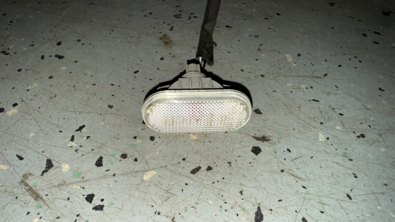 Поворотник в крыле Nissan Note ХЭТЧБЕК CR14DE 2006 (б/у)
