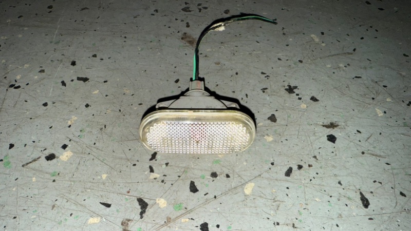 Поворотник в крыле Nissan Note ХЭТЧБЕК CR14DE 2006 (б/у)