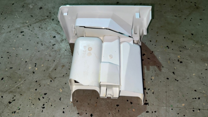 Порошкоприемник лоток стиральной машины Bosch WLF 20261 (б/у) Порошкоприемник лоток стиральной машины Bosch WLF 20261 (б/у)