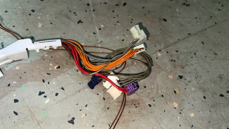 Жгут (провода) стиральной машины Bosch WLF 20261 (б/у) Жгут (провода) стиральной машины Bosch WLF 20261 (б/у)