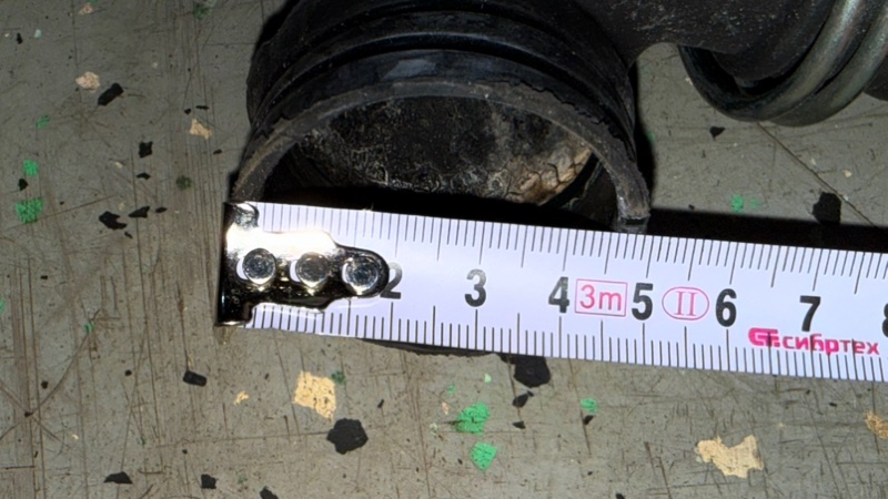 Патрубок заливной стиральной машины Bosch WLF 20261 (б/у) Патрубок заливной стиральной машины Bosch WLF 20261 (б/у)