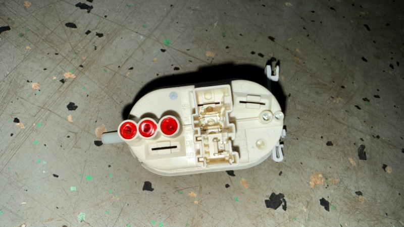 Прессостат стиральной машины Bosch WLF 20261 (б/у) Прессостат стиральной машины Bosch WLF 20261 (б/у)