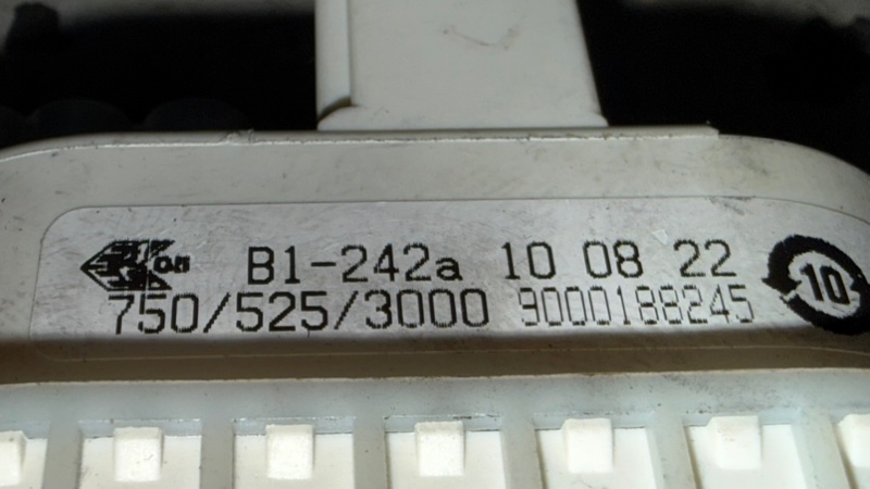 Прессостат стиральной машины Bosch WLF 20261 (б/у) Прессостат стиральной машины Bosch WLF 20261 (б/у)