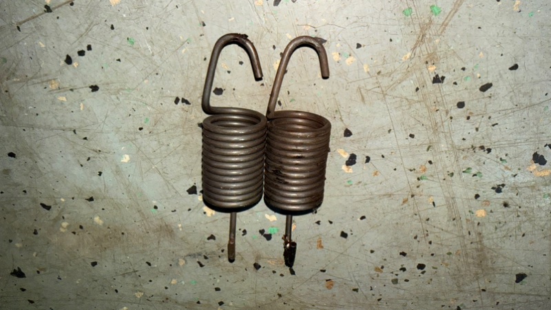 Пружины стиральной машины Bosch WLF 20261 (б/у) Пружины стиральной машины Bosch WLF 20261 (б/у)