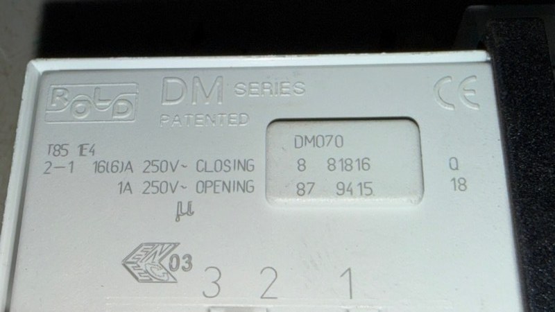 Замок люка (убл) стиральной машины Bosch WLF 20261 (б/у) Замок люка (убл) стиральной машины Bosch WLF 20261 (б/у)