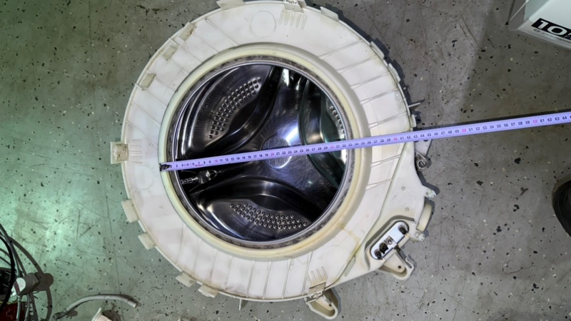 Бак (в сборе) стиральной машины Bosch WLF 20261 (б/у) Бак (в сборе) стиральной машины Bosch WLF 20261 (б/у)