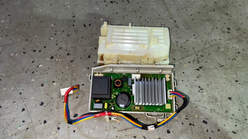 Модуль управления (эбу) стиральной машины Haier HW70-BP12969A (б/у) Модуль управления (эбу) стиральной машины Haier HW70-BP12969A (б/у)