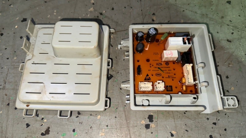 Модуль управления (эбу) стиральной машины Haier HW70-BP12969A (б/у) Модуль управления (эбу) стиральной машины Haier HW70-BP12969A (б/у)