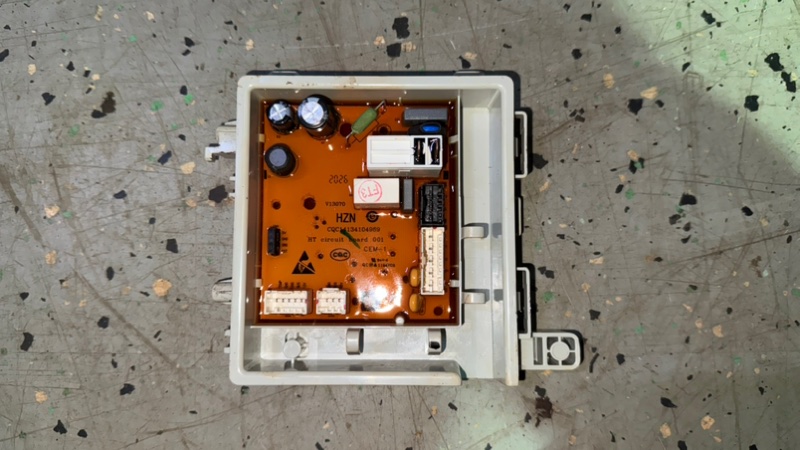 Модуль управления (эбу) стиральной машины Haier HW70-BP12969A (б/у) Модуль управления (эбу) стиральной машины Haier HW70-BP12969A (б/у)