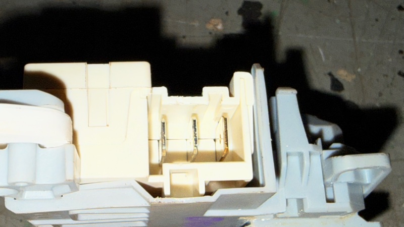 Замок люка (убл) стиральной машины Haier HW70-BP12969A (б/у) Замок люка (убл) стиральной машины Haier HW70-BP12969A (б/у)