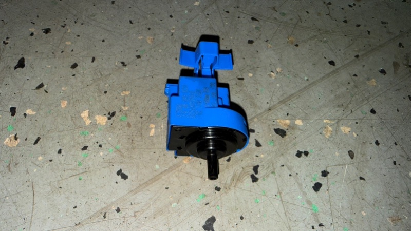 Прессостат стиральной машины Haier HW70-BP12969A (б/у) Прессостат стиральной машины Haier HW70-BP12969A (б/у)