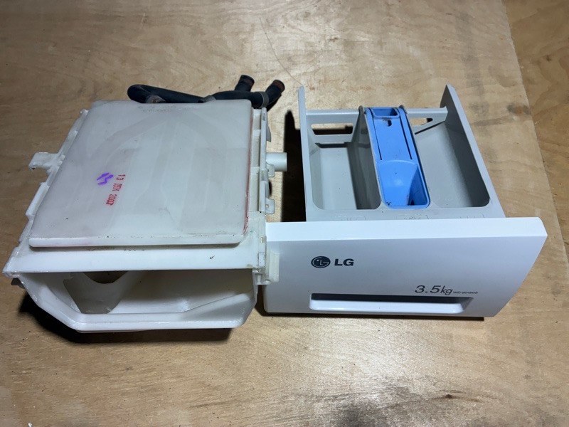 Порошкоприемник лоток стиральной машины LG WD-80490S (б/у)