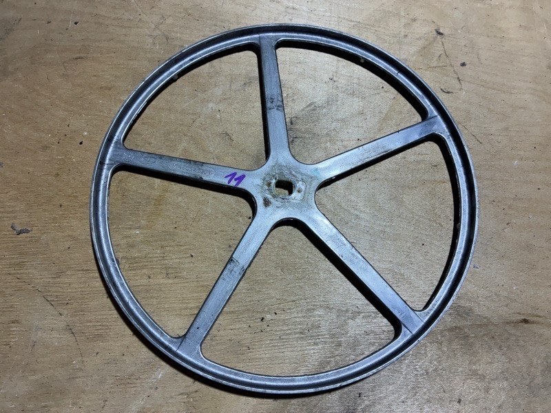 Шкив стиральной машины Indesit NSL 605 S (б/у)