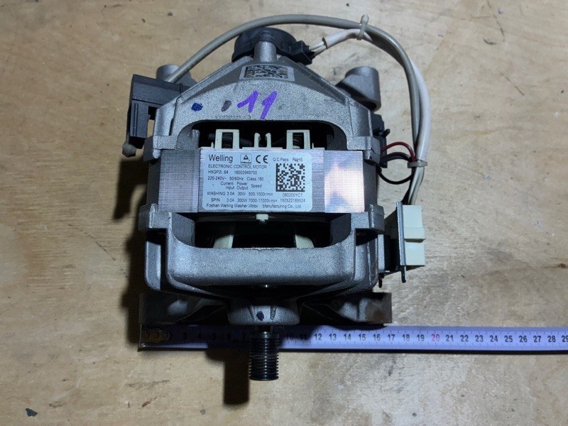 Двигатель (мотор) стиральной машины Indesit NSL 605 S (б/у)