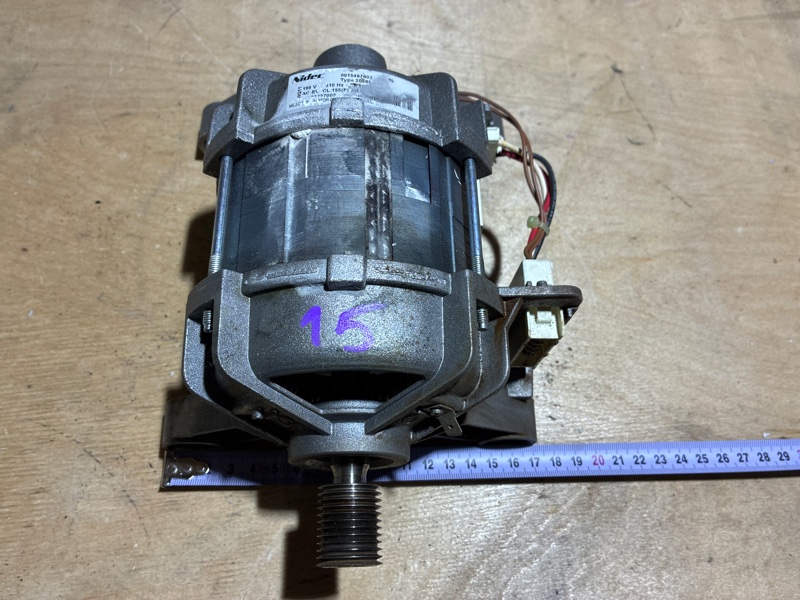 Двигатель (мотор) стиральной машины Hotpoint-Ariston WDD 8640 B (б/у)