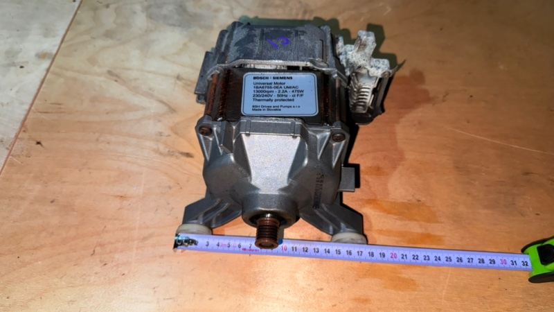 Двигатель (мотор) стиральной машины Bosch WFC 2065 (б/у)