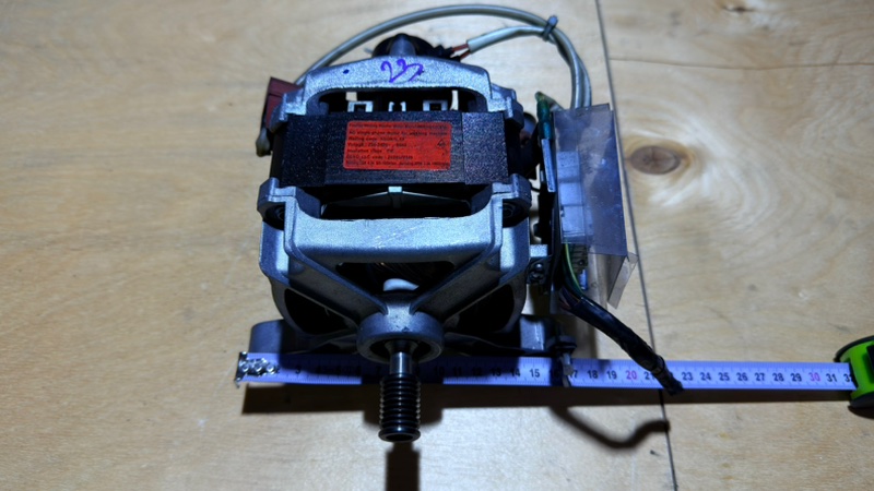 Двигатель (мотор) стиральной машины Beko ELB 67001 Y (б/у)