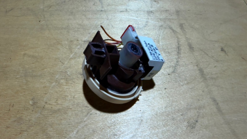 Прессостат стиральной машины Samsung WF1590NFU (б/у)