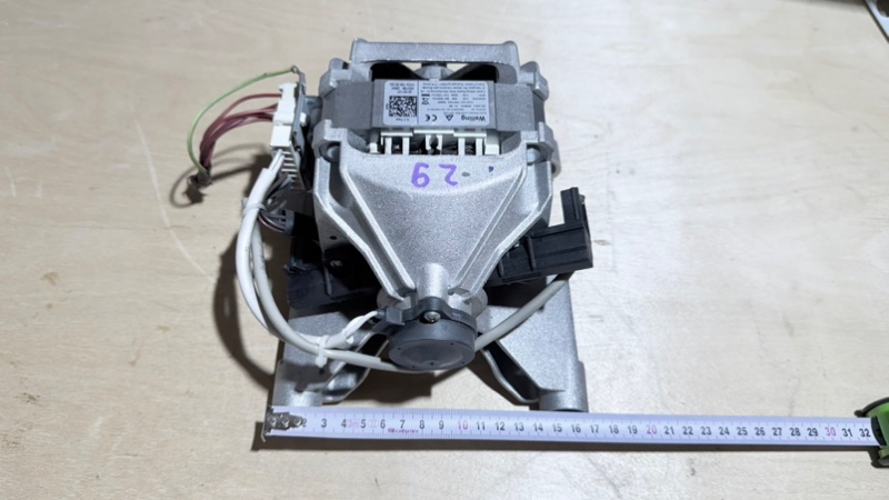 Двигатель (мотор) стиральной машины LG E1096SD3 (б/у)