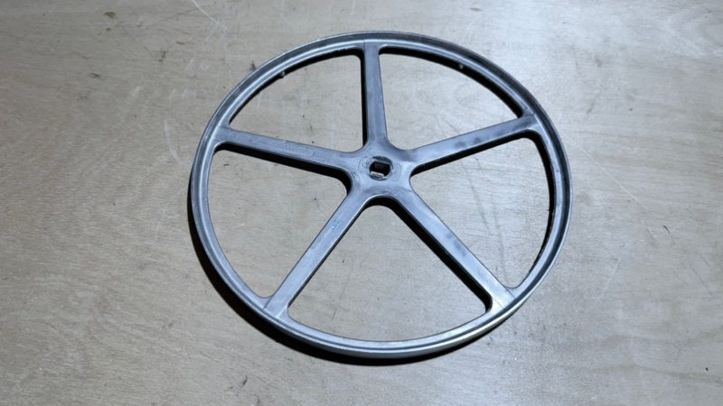 Шкив стиральной машины Indesit MSD 615 (б/у)