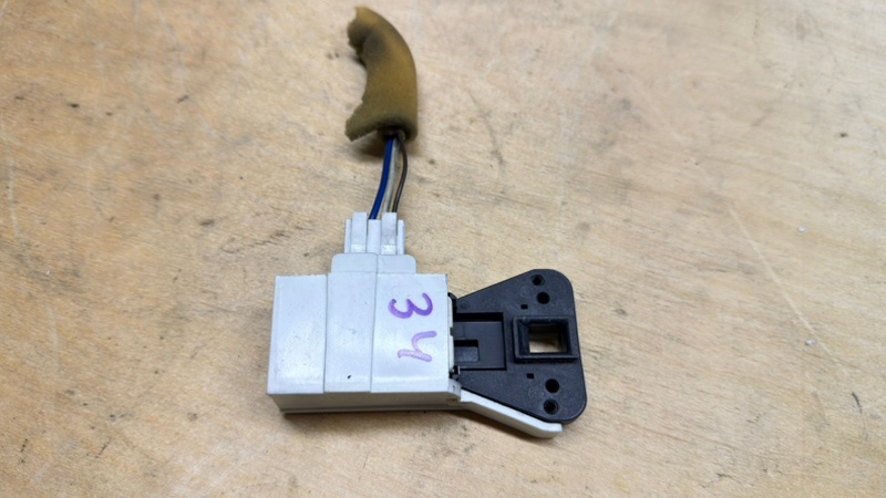 Замок люка (убл) стиральной машины Samsung WF9692GQR (б/у)