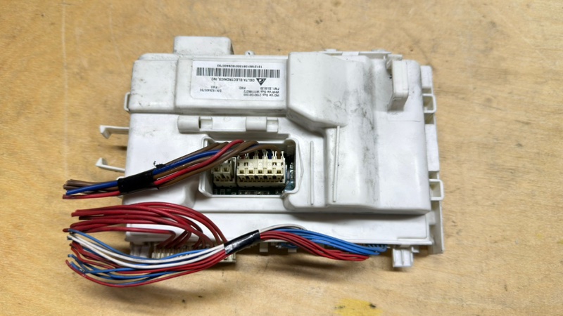 Модуль управления (эбу) стиральной машины Indesit BWSA 61051 (б/у)