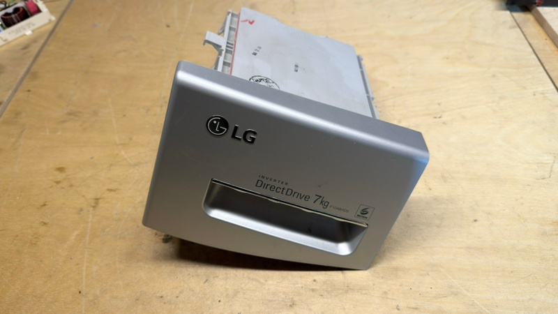 Порошкоприемник лоток стиральной машины LG F10A8HD5 (б/у)