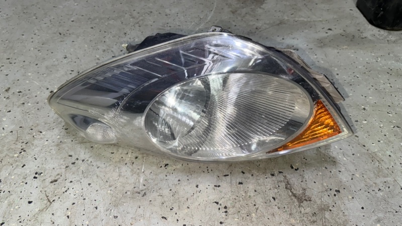 Фара Nissan Note ХЭТЧБЕК CR14DE 2006 правая (б/у)