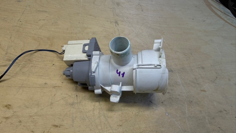 Сливной насос (помпа) стиральной машины Gorenje MV75Z43/S (б/у)