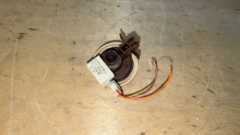 Прессостат стиральной машины Samsung WF60F4E5W2W (б/у)