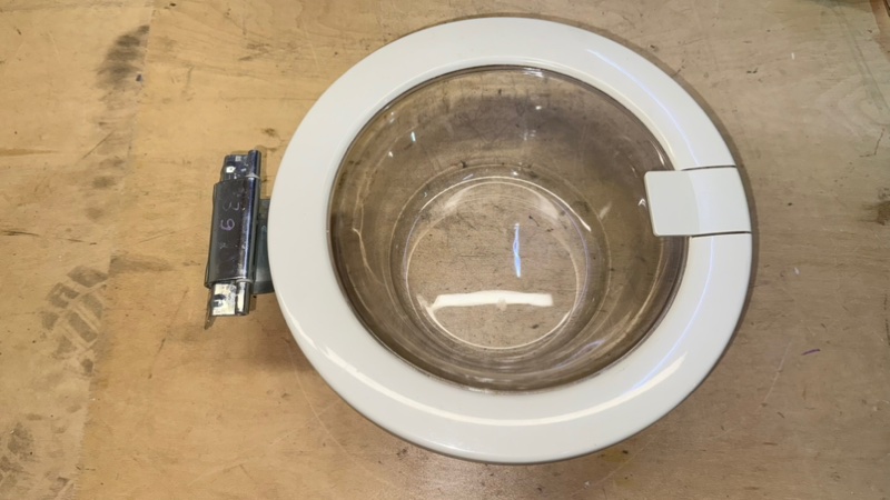 Люк (в сборе) стиральной машины Bosch WFF 1200 (б/у)