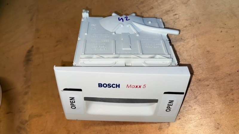 Порошкоприемник лоток стиральной машины Bosch WLX 20460 OE (б/у)